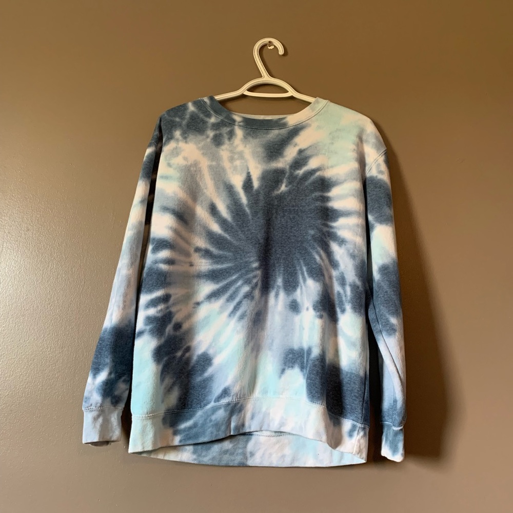Blue tie-dye sweater